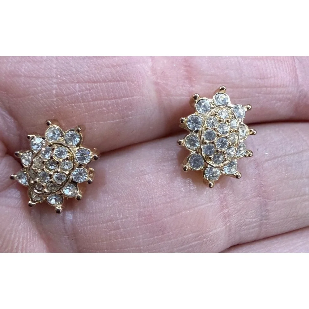 Vintage Gold‎ Tone Rhinestone Sunburst Flower Stud Earrings Retro Statement
